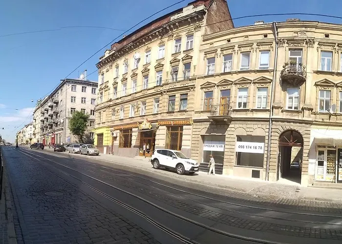 Family In * Λβιβ